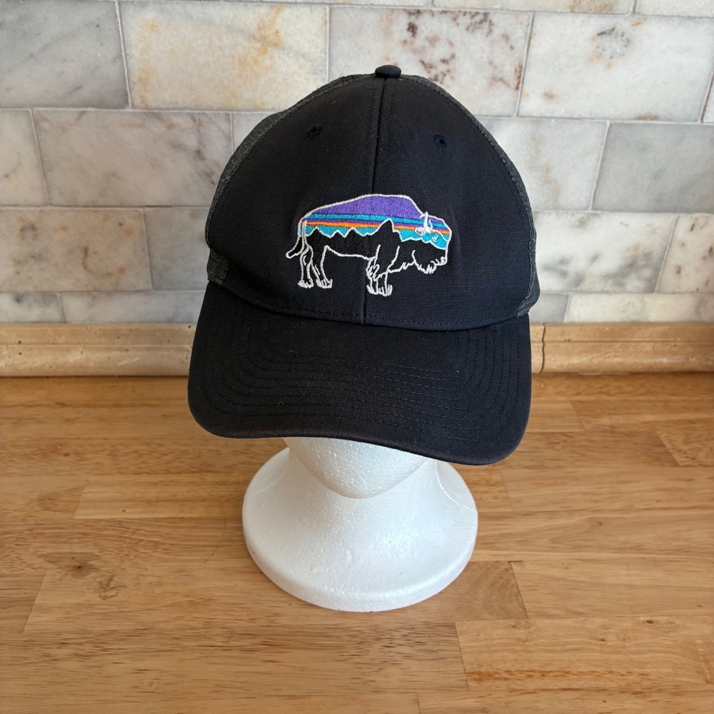 Patagonia Trucker Hat Unisex OS Black Bison Mountain Embroidered Snapback Cap